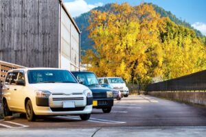 運転業務に関係する事務所で義務化されたアルコールチェックとは？実施方法や罰則を解説