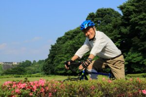 【2026年9月1日号】敬老の日に考えたい「ヘルメット、かぶろう。」大切な人の命を守る自転車ヘルメットの話